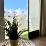 Kame House Διαμέρισμα *